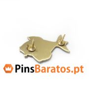 Pins impressos em cor ouro